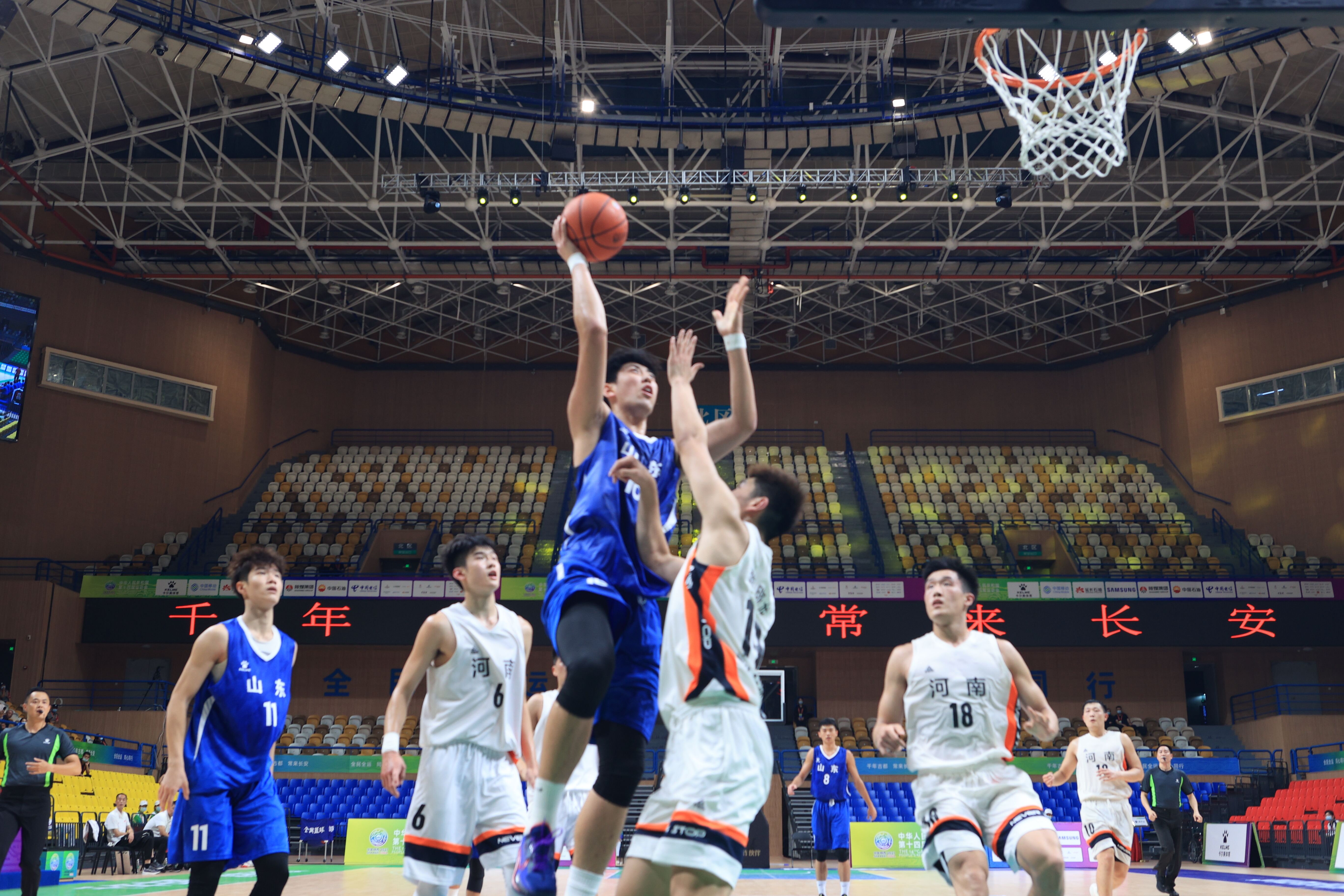 選擇一位合